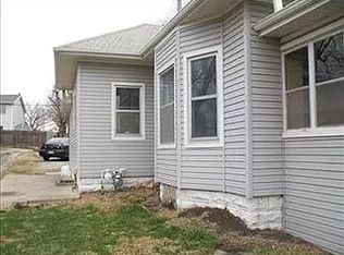 730 W P St, Lincoln, NE 68528