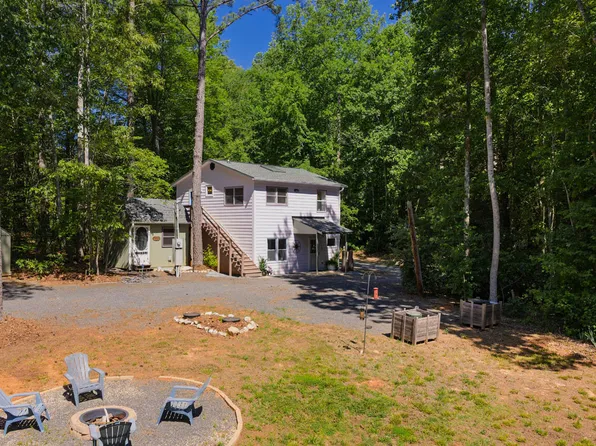 497 Turn Key Way, Pittsboro, NC 27312