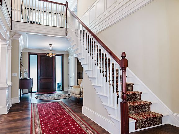 4th image of 164 Taunton Hill Road