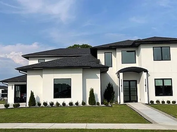 8112 W Isleworth Ct, Rogers, AR 72758