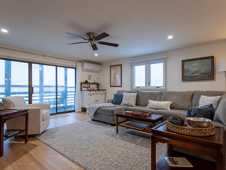 483 Winnacunnet Rd #WEST SIDE — Photo 9
