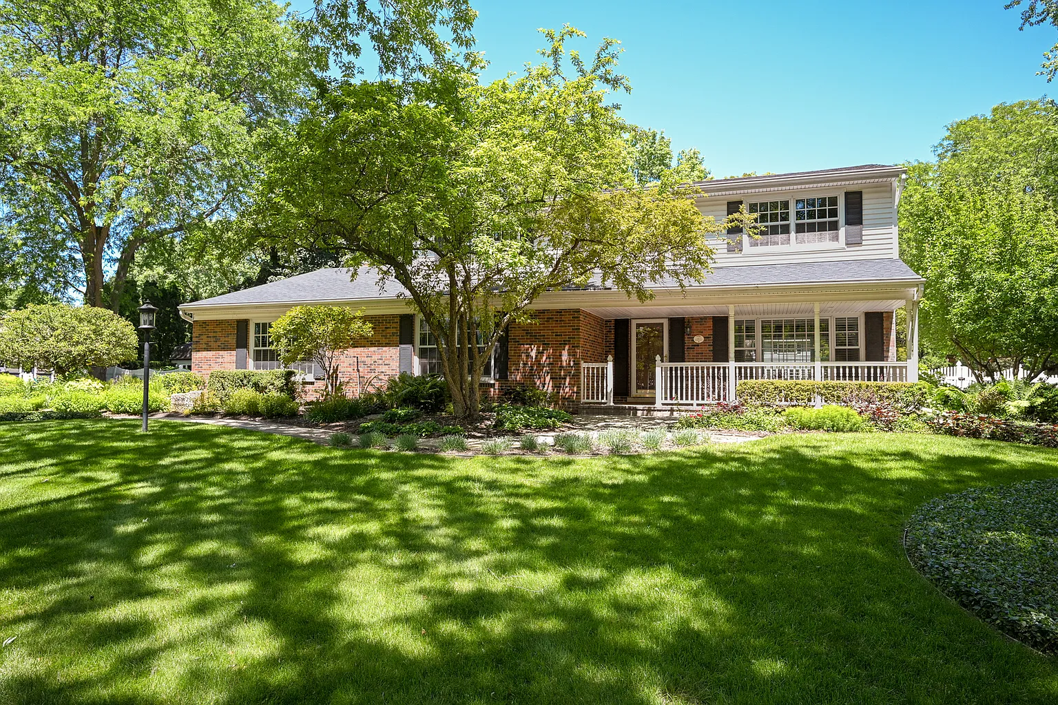 26W250 Embden Ln photo 1
