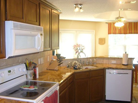 5th image of 222 Drexel Dr