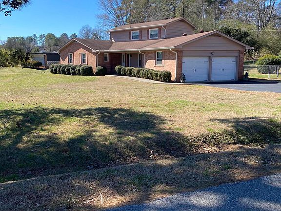 3rd image of 1743 Verona Dr