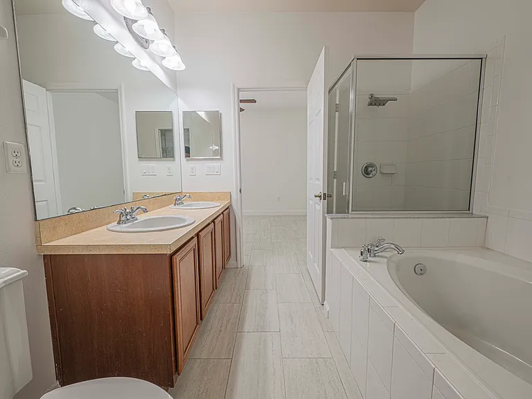 3701 Titanic Cir — Photo 9