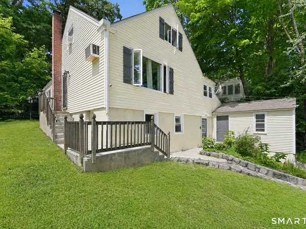 13 Terre Haute Road, Danbury, CT 06810