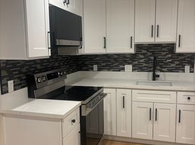 28239 1/2 Robin Ave, Santa Clarita, CA