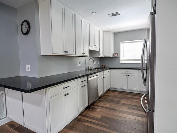 5th image of 103 DELLWOOD DRIVE