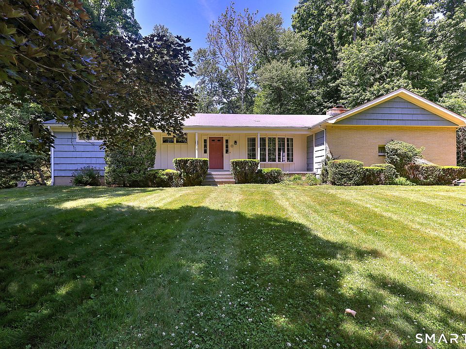1st image of 8 Mayflower Road