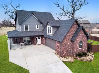 1605 Shook Dr, Cave Springs, AR 72718