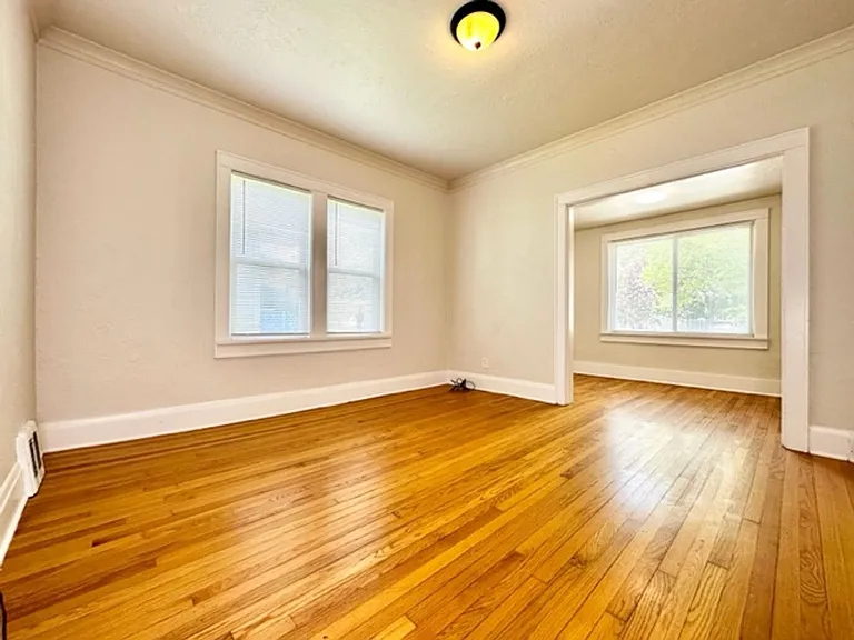 1152 Stuart St — Photo 12