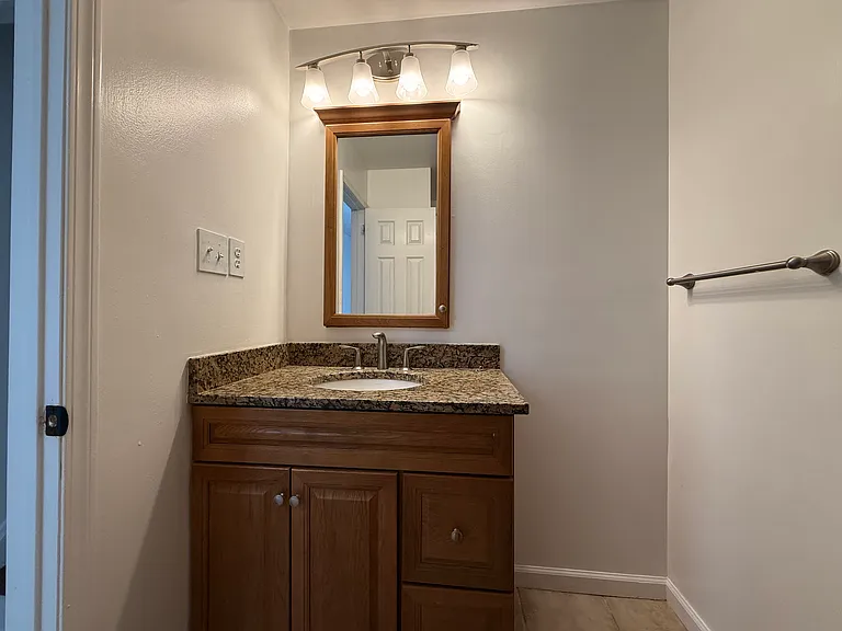 1187 Heyward Rd — Photo 11