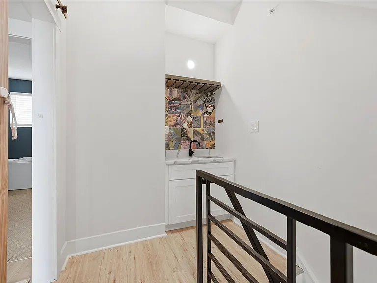 101 E Phil Ellena St — Photo 20