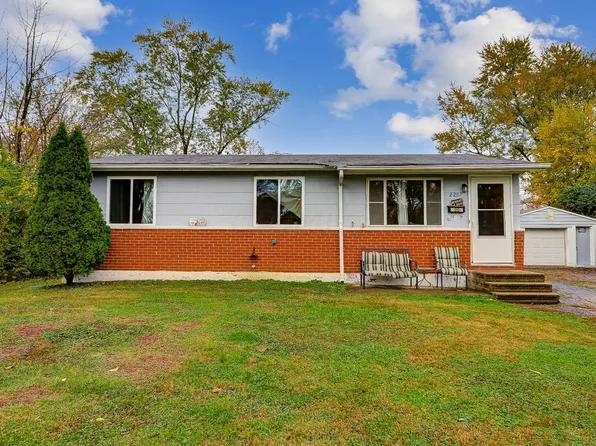 2267 Majestic Pl, Columbus, OH 43232