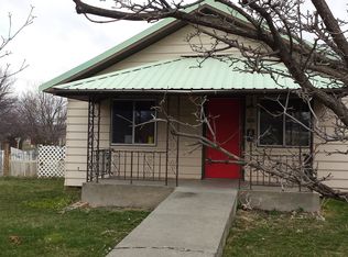 407 W Park St, Enterprise, OR 97828