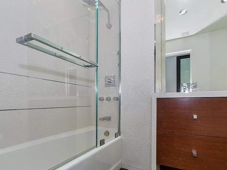 17350 W Sunset Blvd — Photo 11