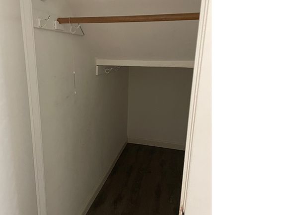4th image of 1700 W 65th St