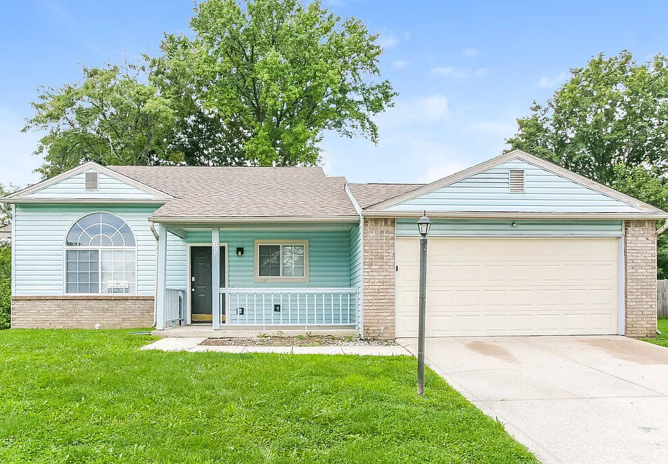 620 Woods Crossing Dr