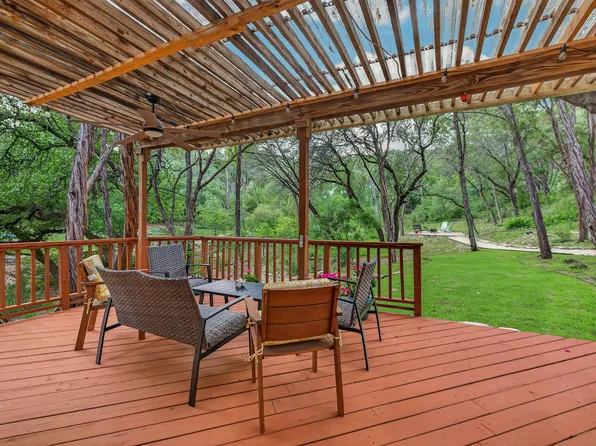 8910 Spicebrush Dr, Austin, TX 78759