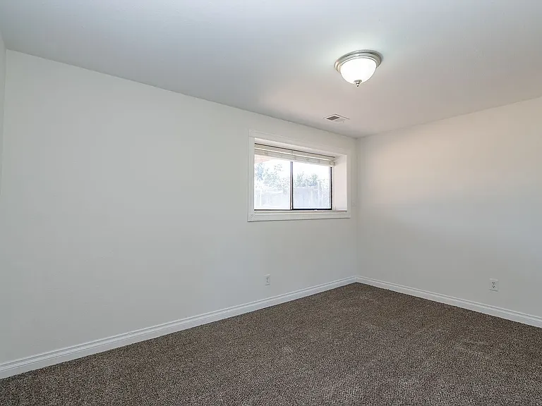 13685 W 67th Cir — Photo 12
