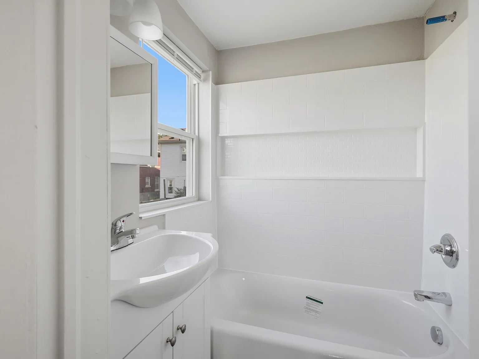 1 bed, 865 sqft, $950 — Photo 1