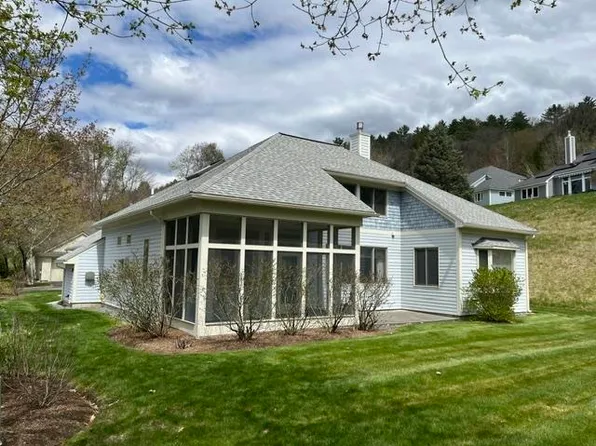 27 Fountain Way, Lebanon, NH 03784