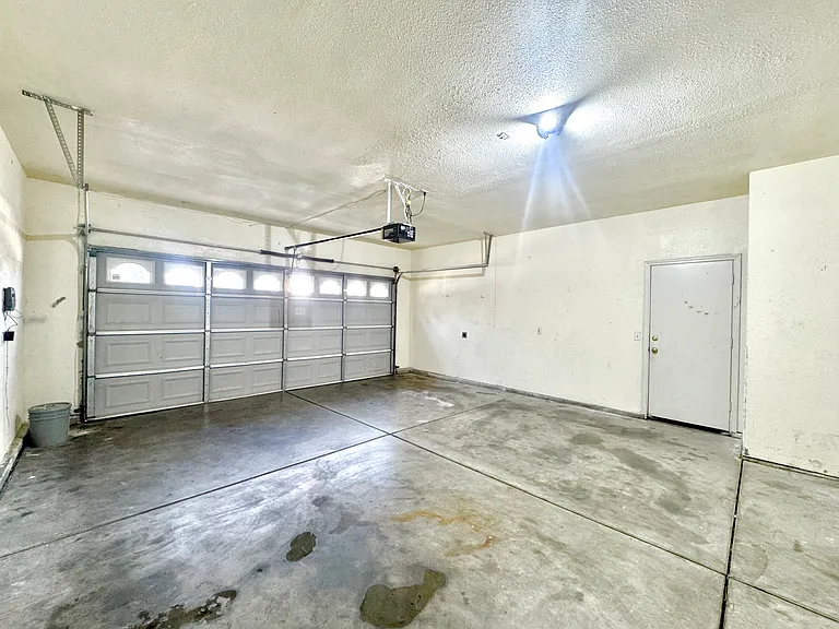 2561 Goldeneye Dr — Photo 38