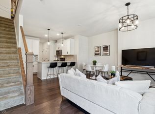 4 Sadie Cir #4104, Union, NJ 07083