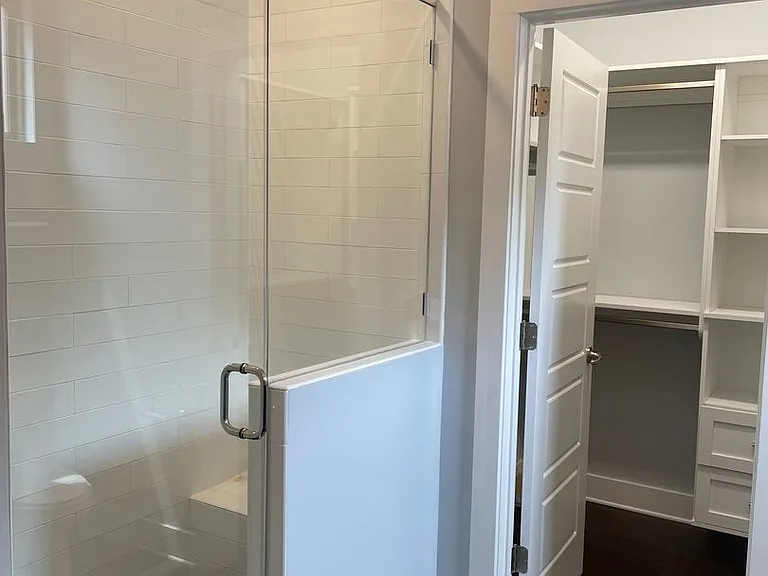 338 Helix Way — Photo 9