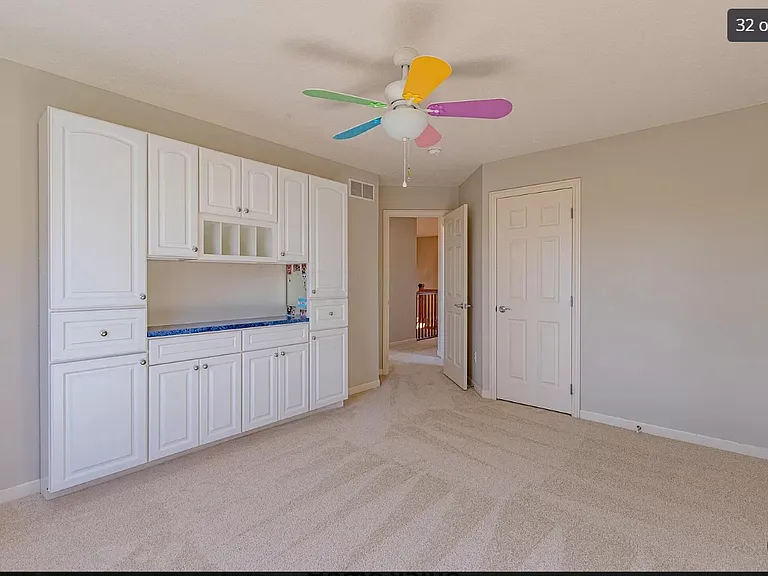 6519 Hilltop Trail Dr — Photo 32