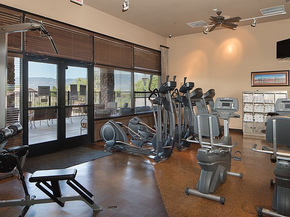 WORKOUT FITNESS FACILITY