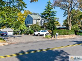 142 Ethel Rd, Edison, NJ 08817