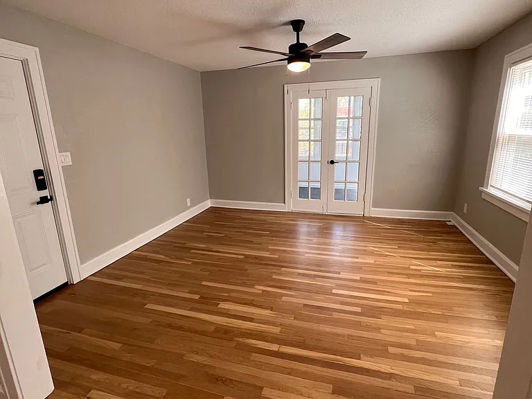 1809 W 41st St #2E — Photo 14