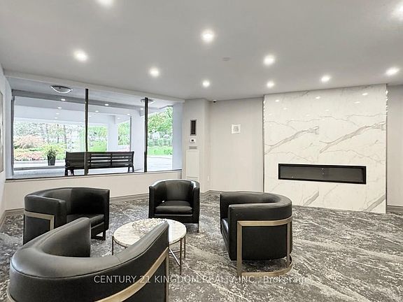 4th image of 10 Edgecliff Golfway #1819