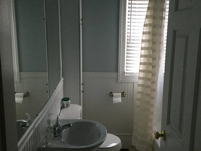 3201 Kinross Ave — Photo 12