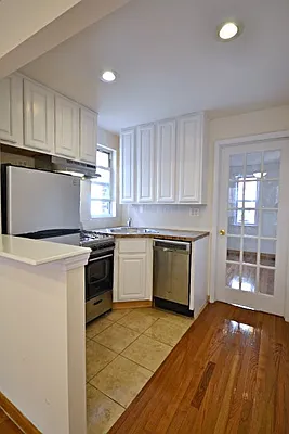 Rented by Bold New York | media 27