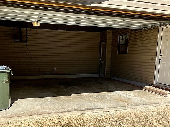 4th image of 1207 Independence Dr