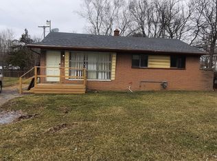 1196 W Coldwater Rd, Flint, MI 48505