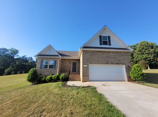 144 Spring Forest Dr, Statesville, NC 28625