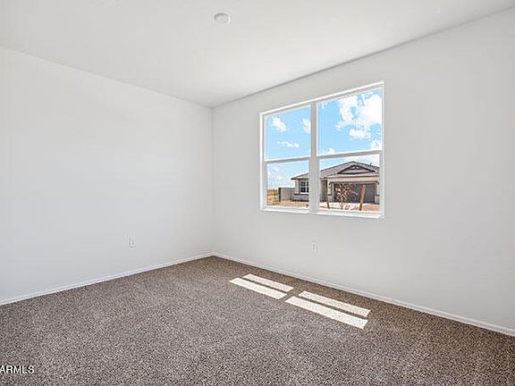4th image of 1562 E FLETCHER Drive