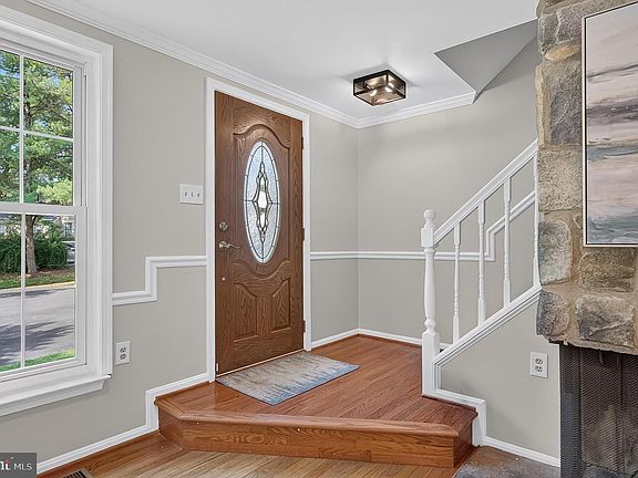 2nd image of 6140 Calico Pool Ln