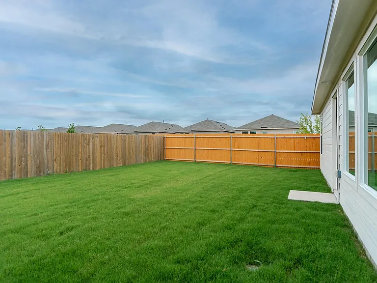 1419 Merlin Bluff St — Photo 17