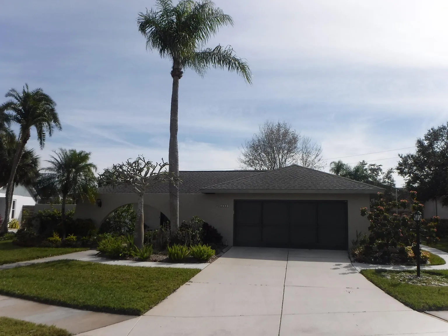 3 bed, 2000 sqft, $2,795 — Photo 3