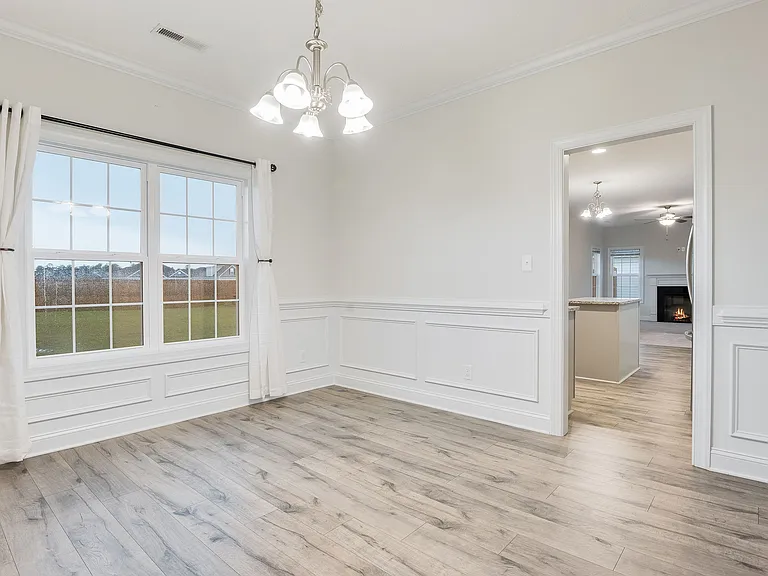 917 Uplands Ln — Photo 13