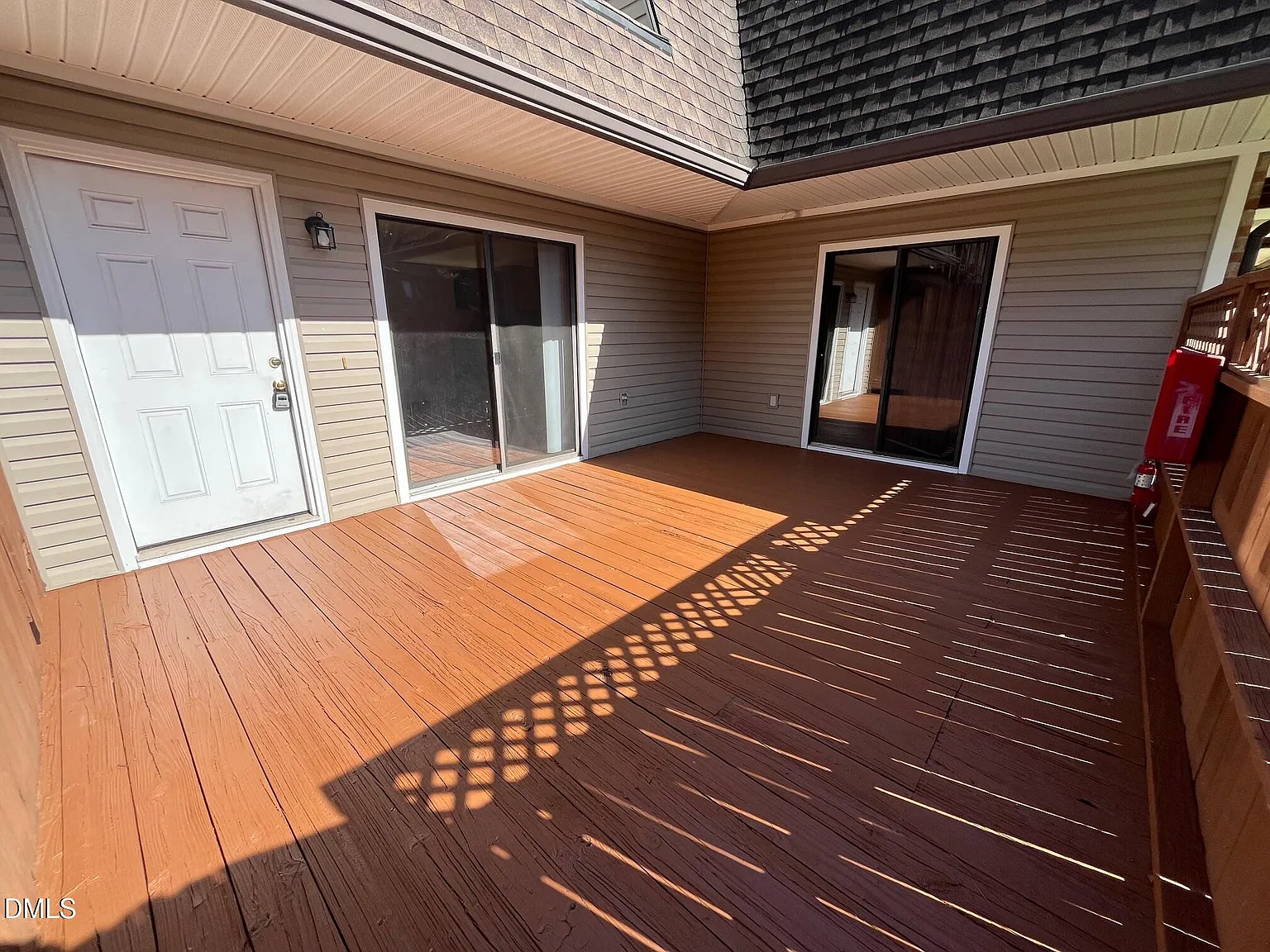 2 bed, 2.0 bath, 1100 sqft, $1,475 — Photo 2