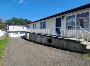 78 Chestnut St, Garfield, NJ 07026