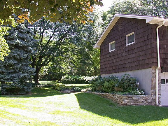side view looking into backyard