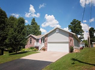 114 Sunset Loop, Carl Junction, MO 64834