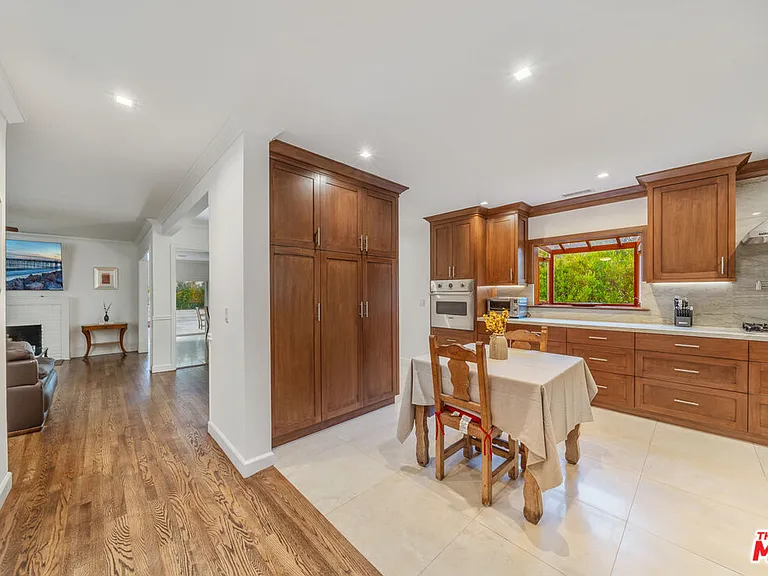 3771 Longview Valley Rd — Photo 33
