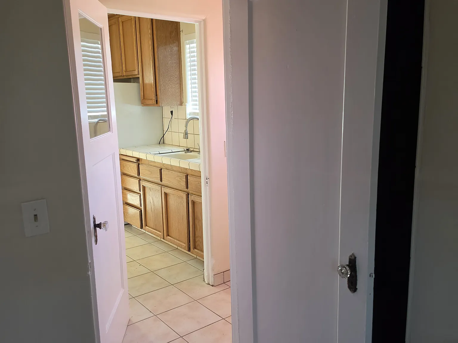 1 bed, 450 sqft, $1,100 — Photo 2